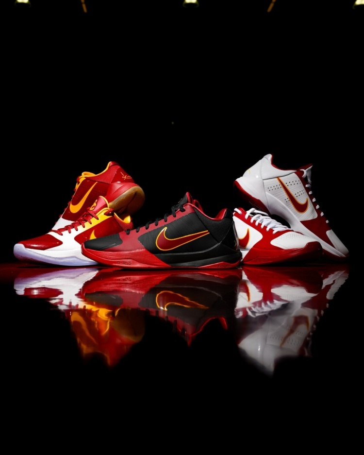 星空体育官网-球员真幸福！南加大女篮晒出的各种专属PE球鞋和特别鞋款！